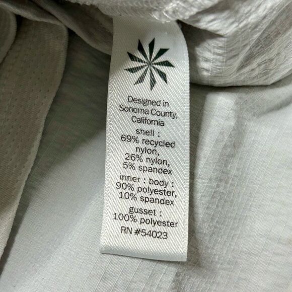 Athleta Women’s Trekkie 2.0 Skort in White size 2 - Picture 8 of 14